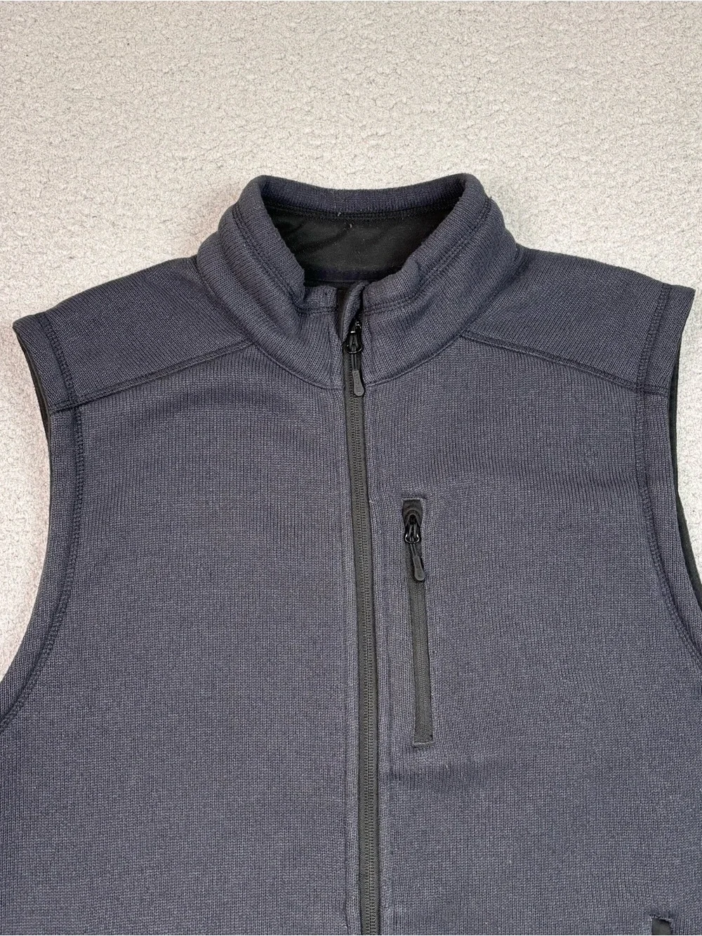 C.C. Filson Ridgeway Fleece Vest Men's Size L Full Zip Outdoor Sweater Large
